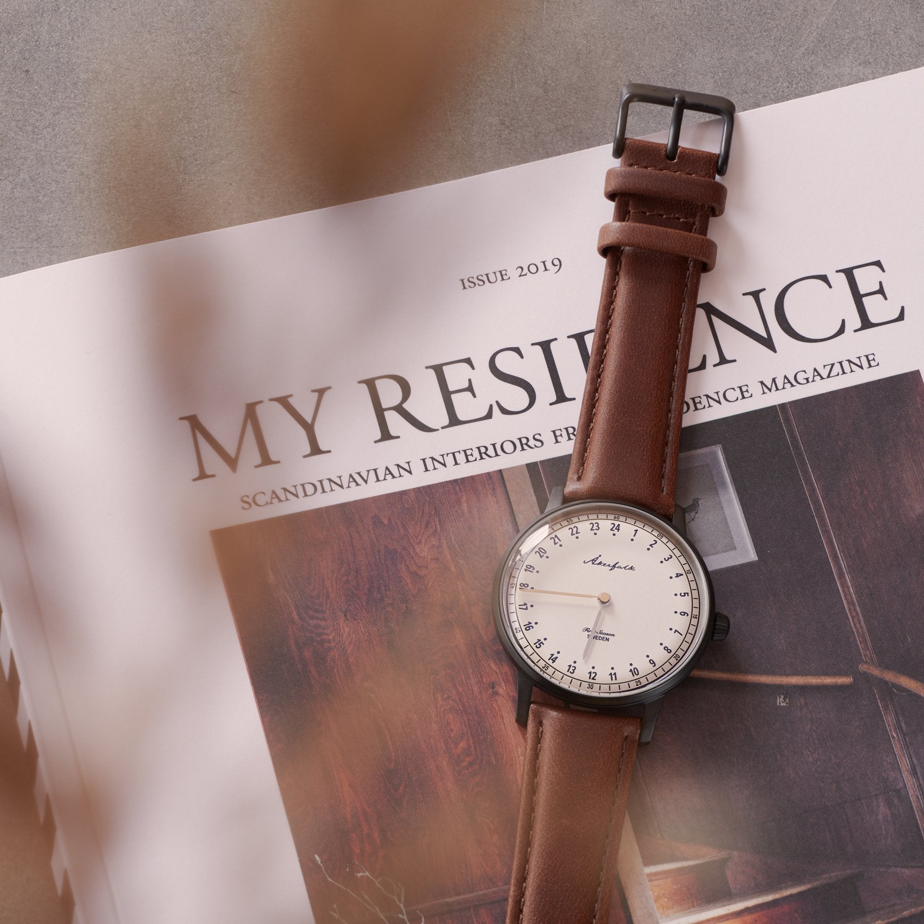 【First Season】 Matte Black×White・Brown Leather / マットブラック×ホワイト・ブラウン レザー ストラップ